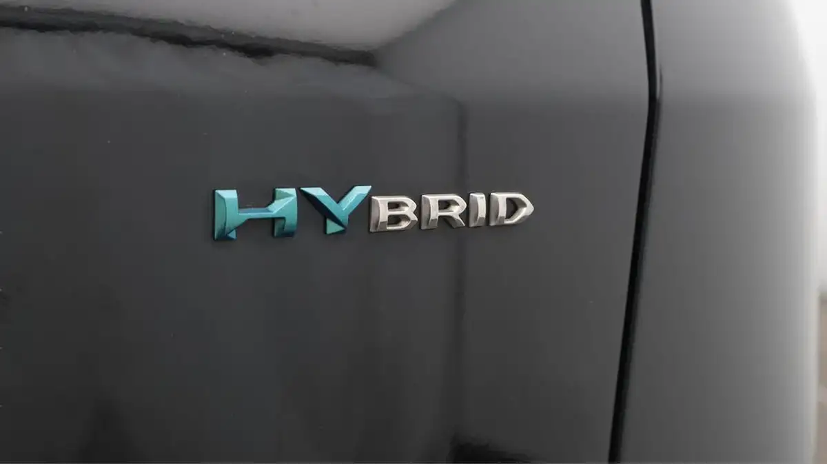 2022-peugeot-3008-suv-16-puretech-allure-225bhp-hybrid-big-23