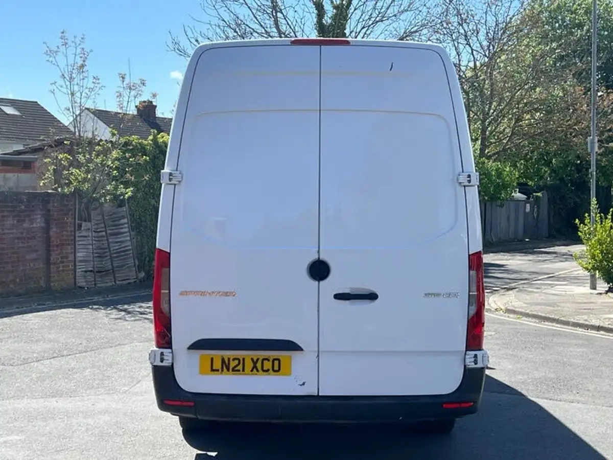 2021-mercedes-benz-sprinter-20cdi-315-l1h1-progressive-150pseu6dt-panel-rwd-eco-gear-360-big-3