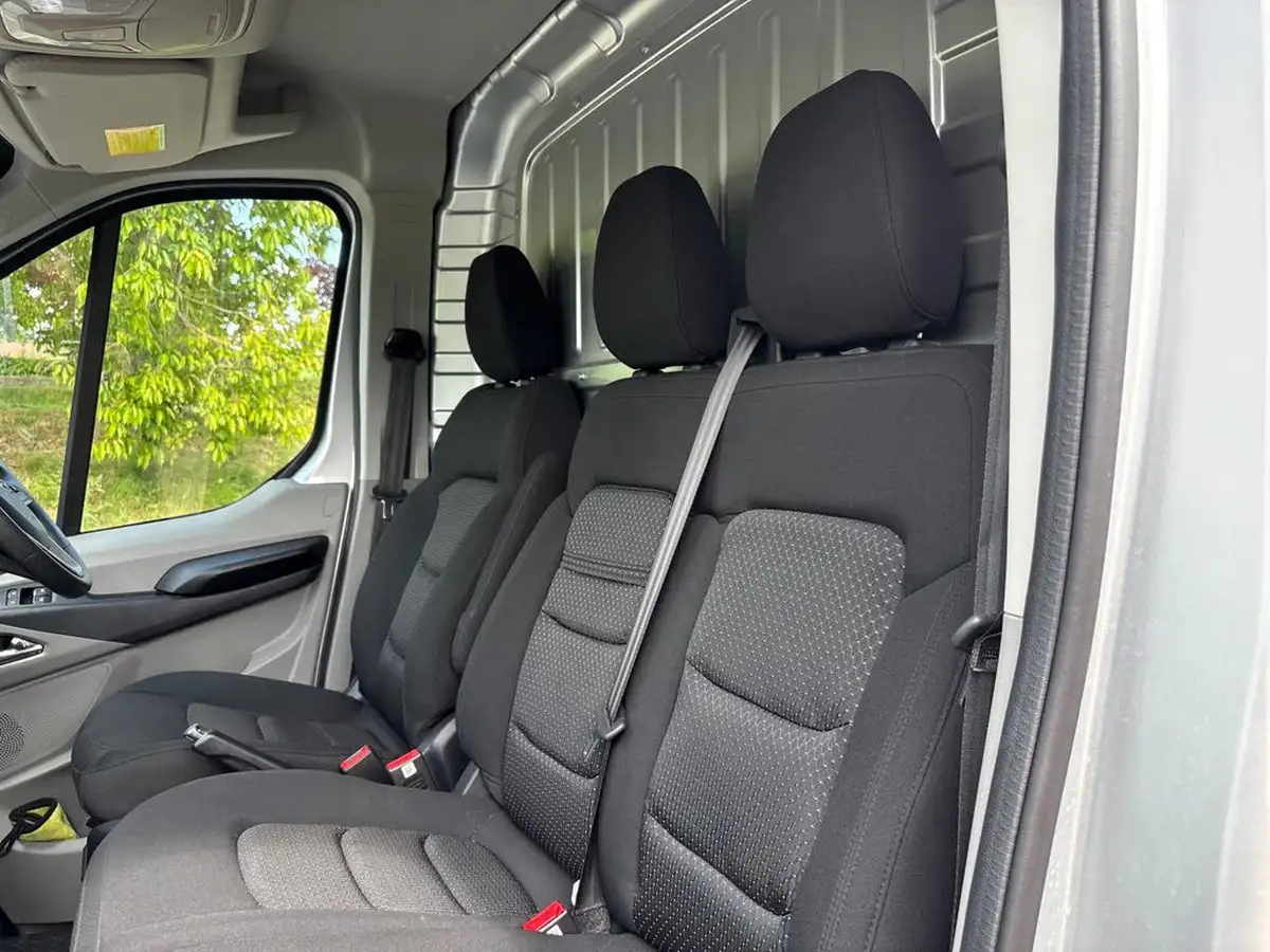 2022-maxus-deliver-9-20tdi-l3h2-lux-big-26