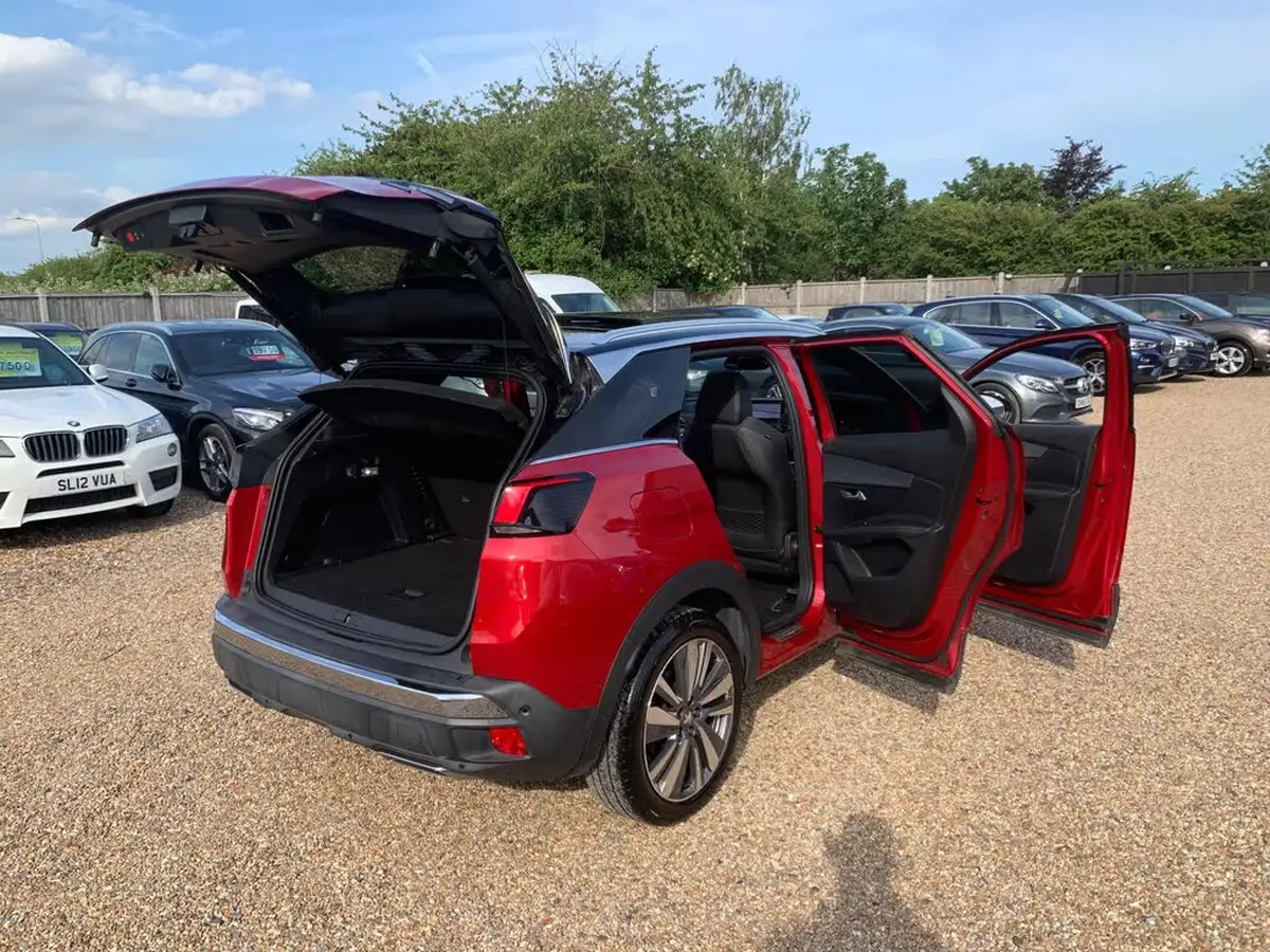 2018-peugeot-3008-suv-16-thp-gt-line-premium-big-60
