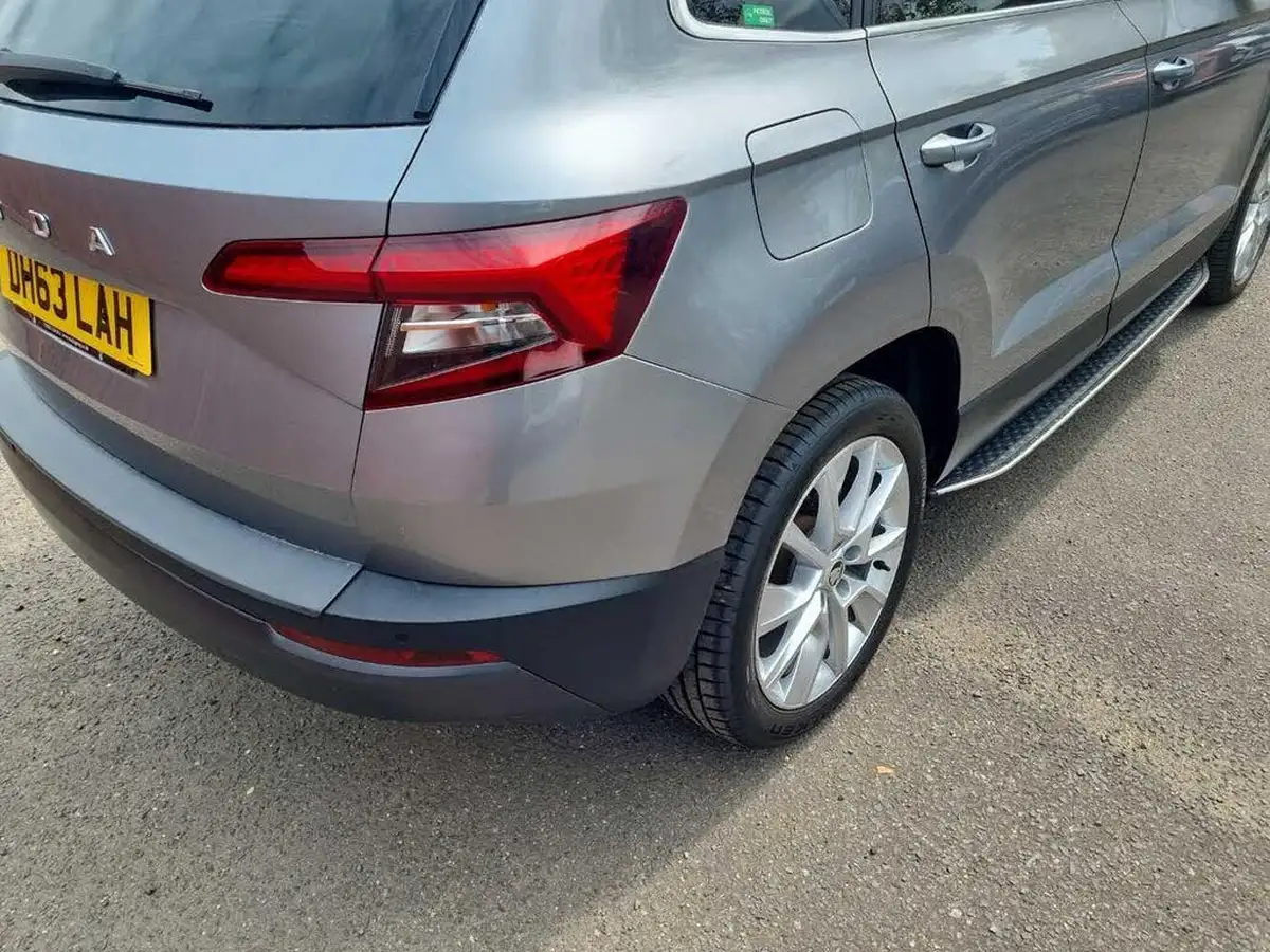 2020-skoda-karoq-15-tsi-se-l-dsg-big-31