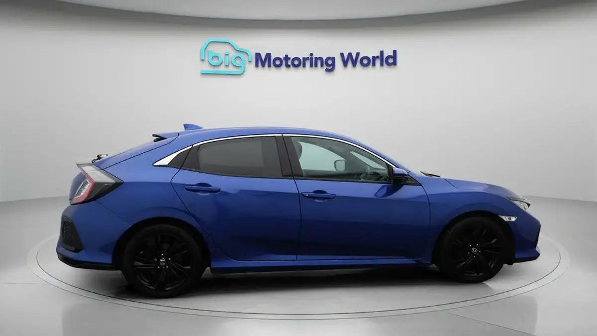 2018-honda-civic-10-vtec-turbo-sr-129ps-hatchback-5d-big-7