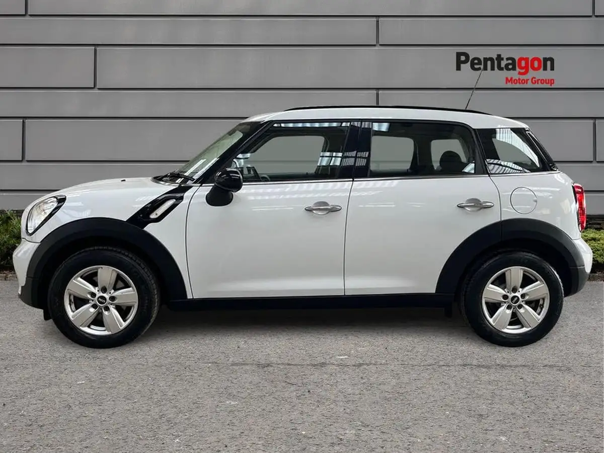 2014-mini-countryman-16-one-98bhp-big-14