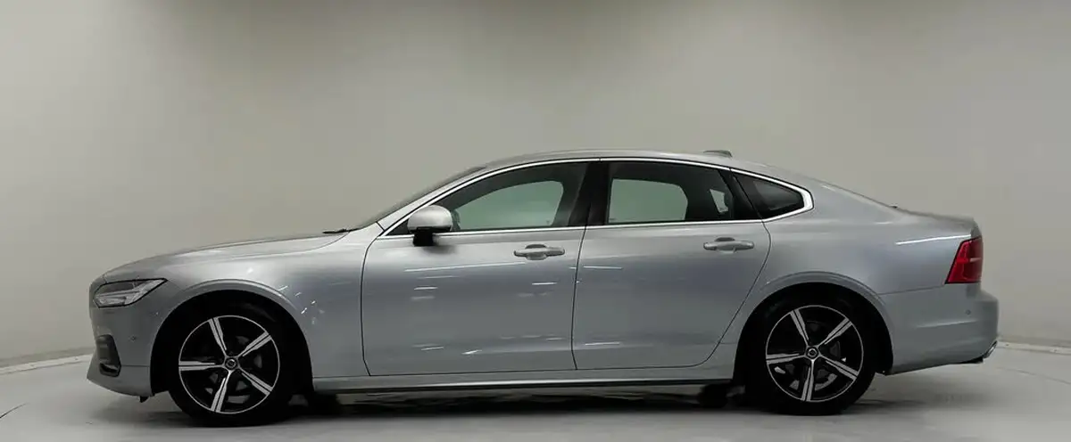 2018-volvo-s90-20td-d4-r-design-big-1