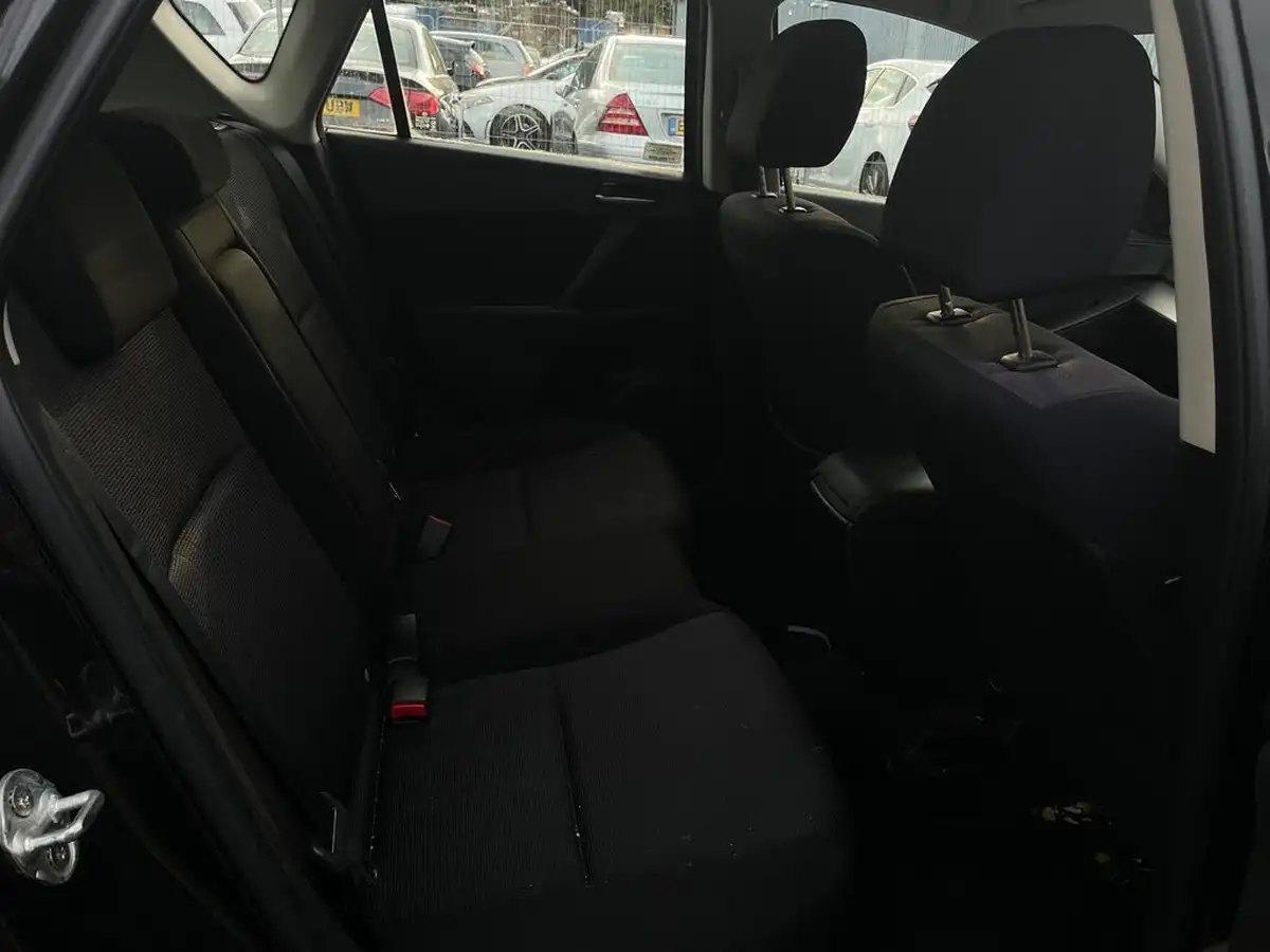 2009-mazda-mazda3-16-ts-hatchback-5d-big-24