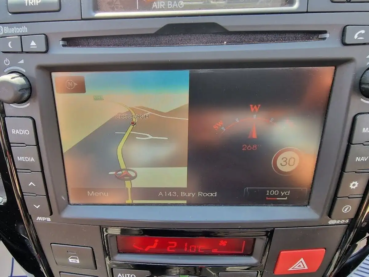 2015-kia-venga-16td-3-sat-nav-big-20