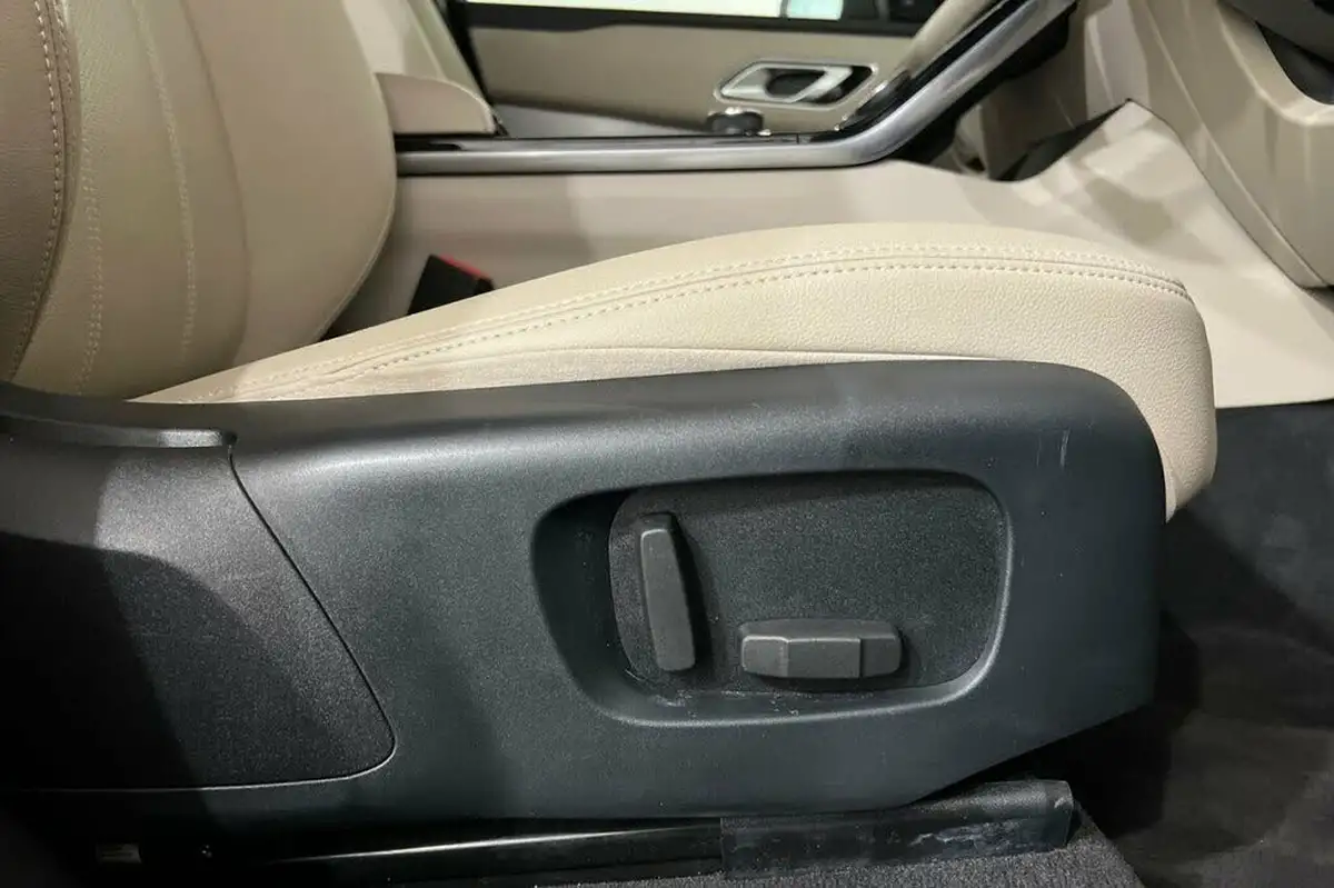 2019-land-rover-range-rover-velar-20-p250-s-big-22