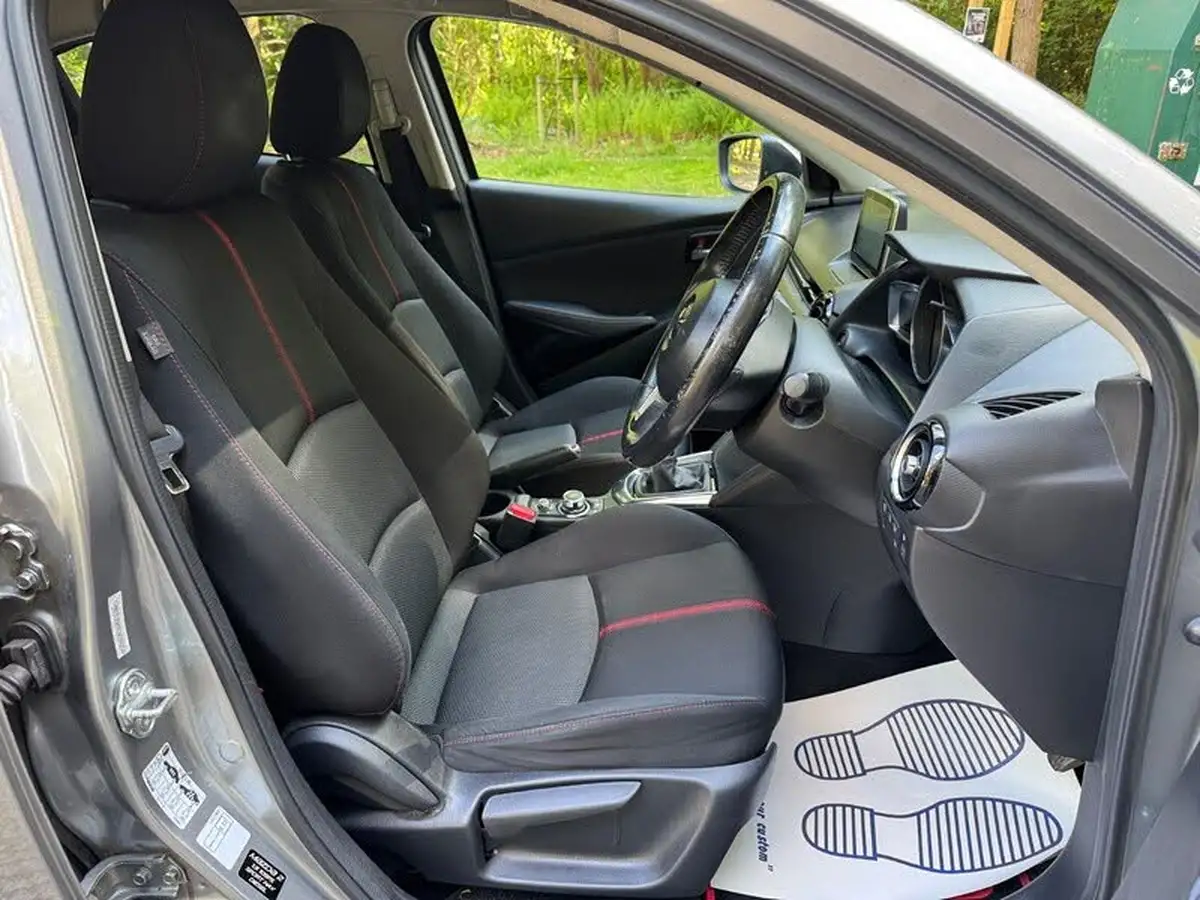 2016-mazda-mazda2-15td-sport-nav-big-20