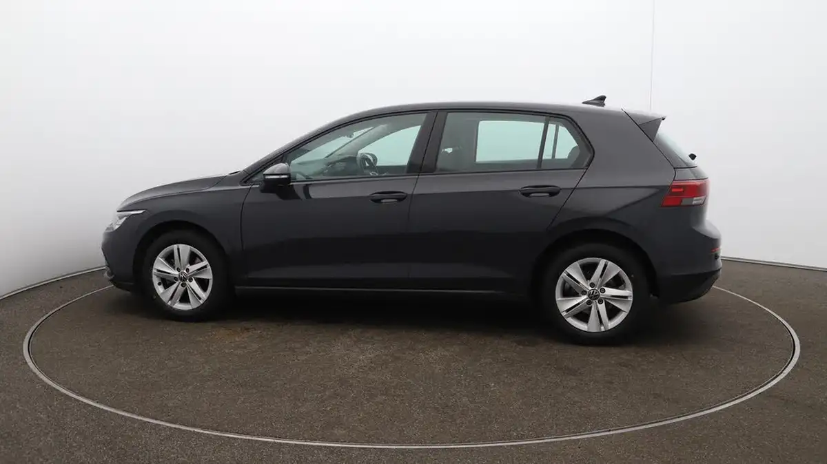 2022-volkswagen-golf-15-tsi-life-130ps-hatchback-big-57