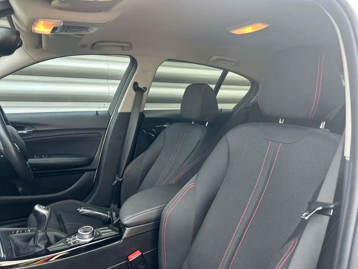2018-bmw-1-series-15-118i-se-5d-big-12