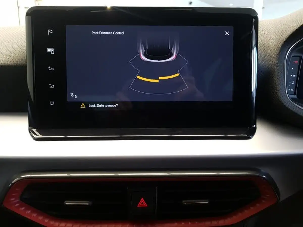 2022-seat-arona-15-tsi-fr-sport-big-11
