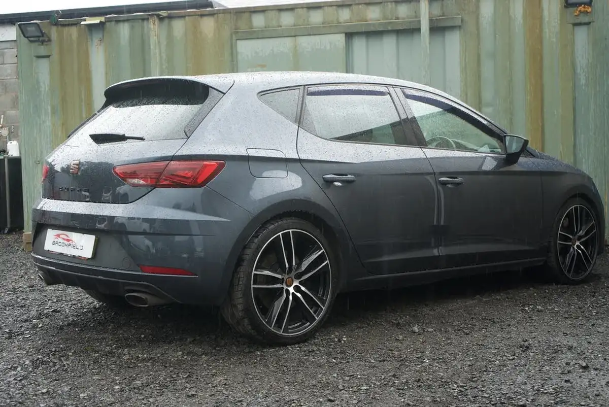 2019-seat-leon-20-tsi-cupra-lux-ss-big-17