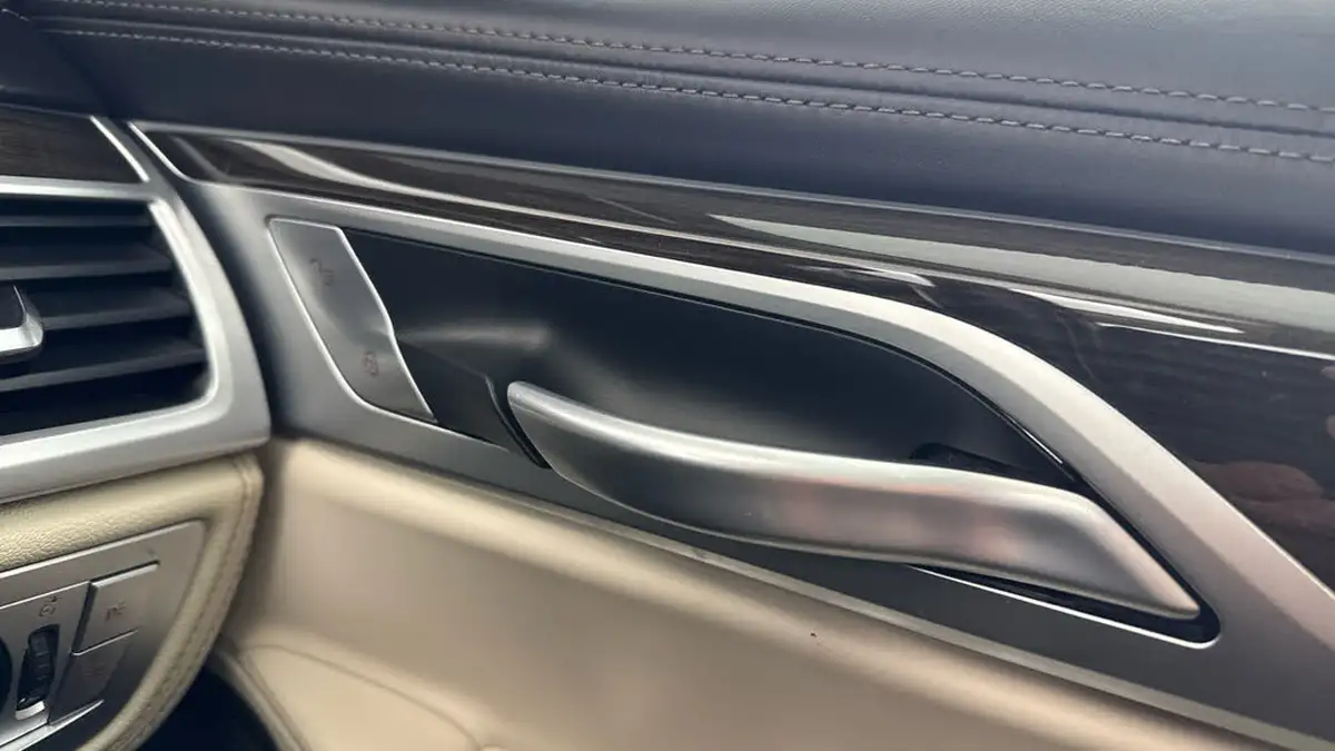 2021-bmw-7-series-30td-730d-big-22