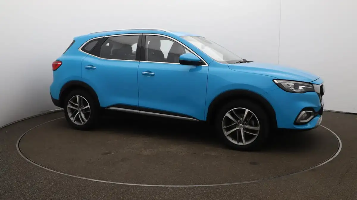 2022-mg-hs-15t-gdi-exclusive-162ps-dct-big-38