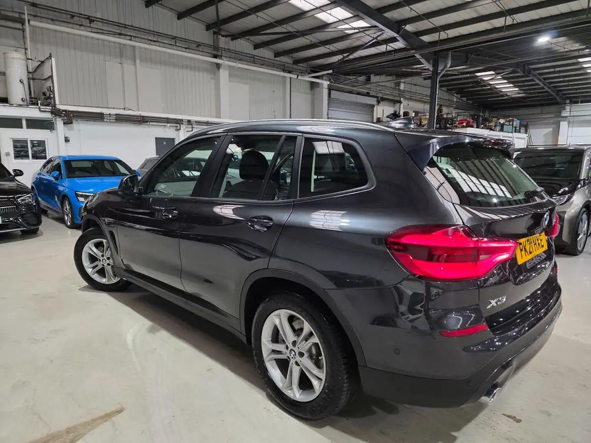 2021-bmw-x3-20-xdrive-30e-se-big-29