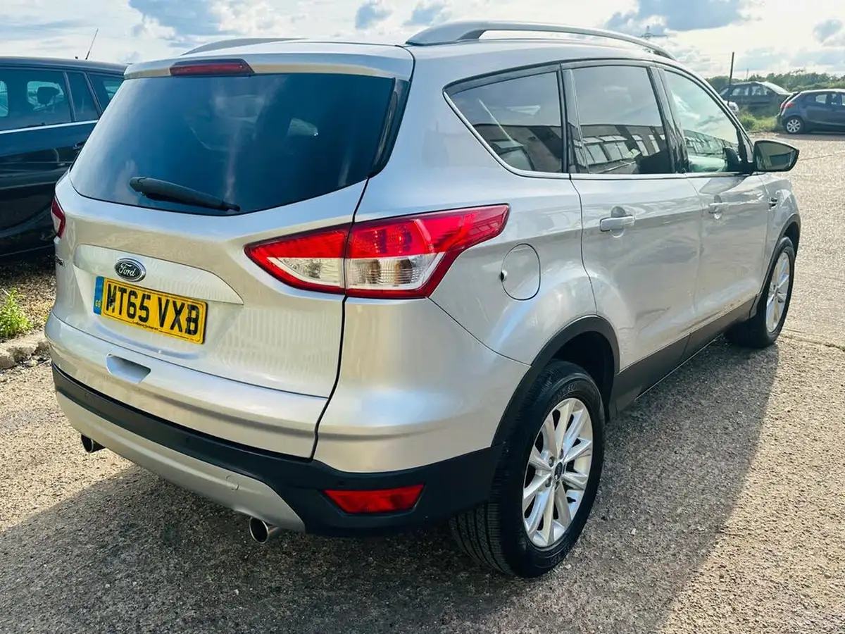2015-ford-kuga-20tdci-titanium-150ps-big-8