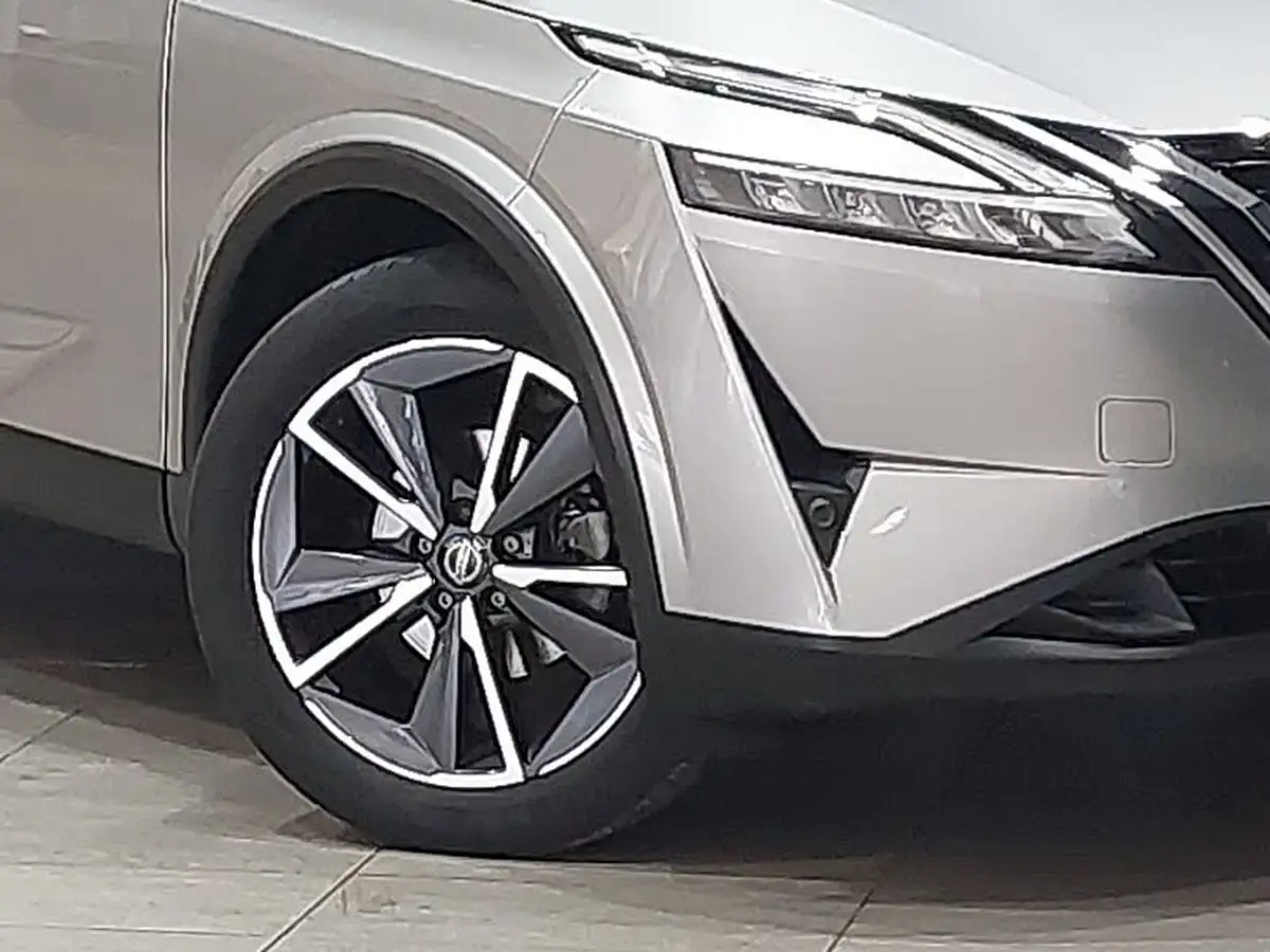 2022-nissan-qashqai-13-dig-t-tekna-140ps-big-8