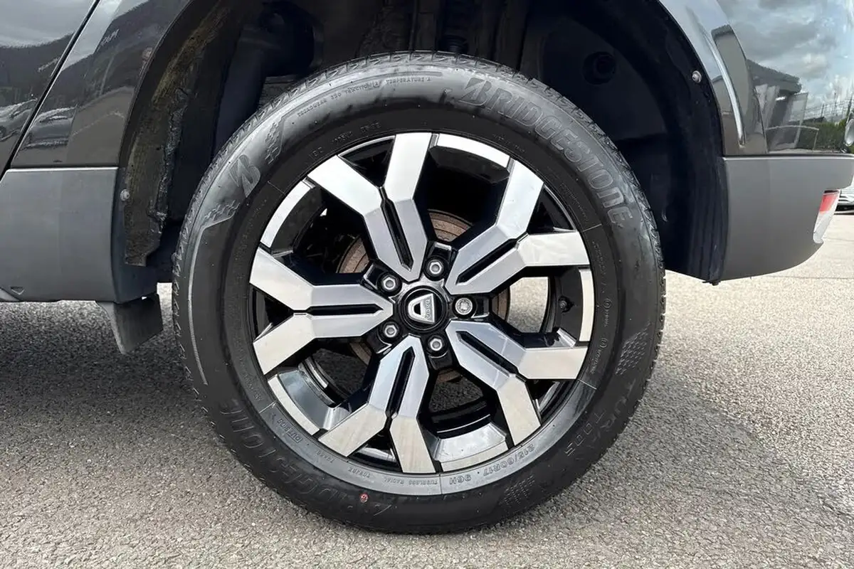2022-dacia-duster-09-tce-prestige-big-11