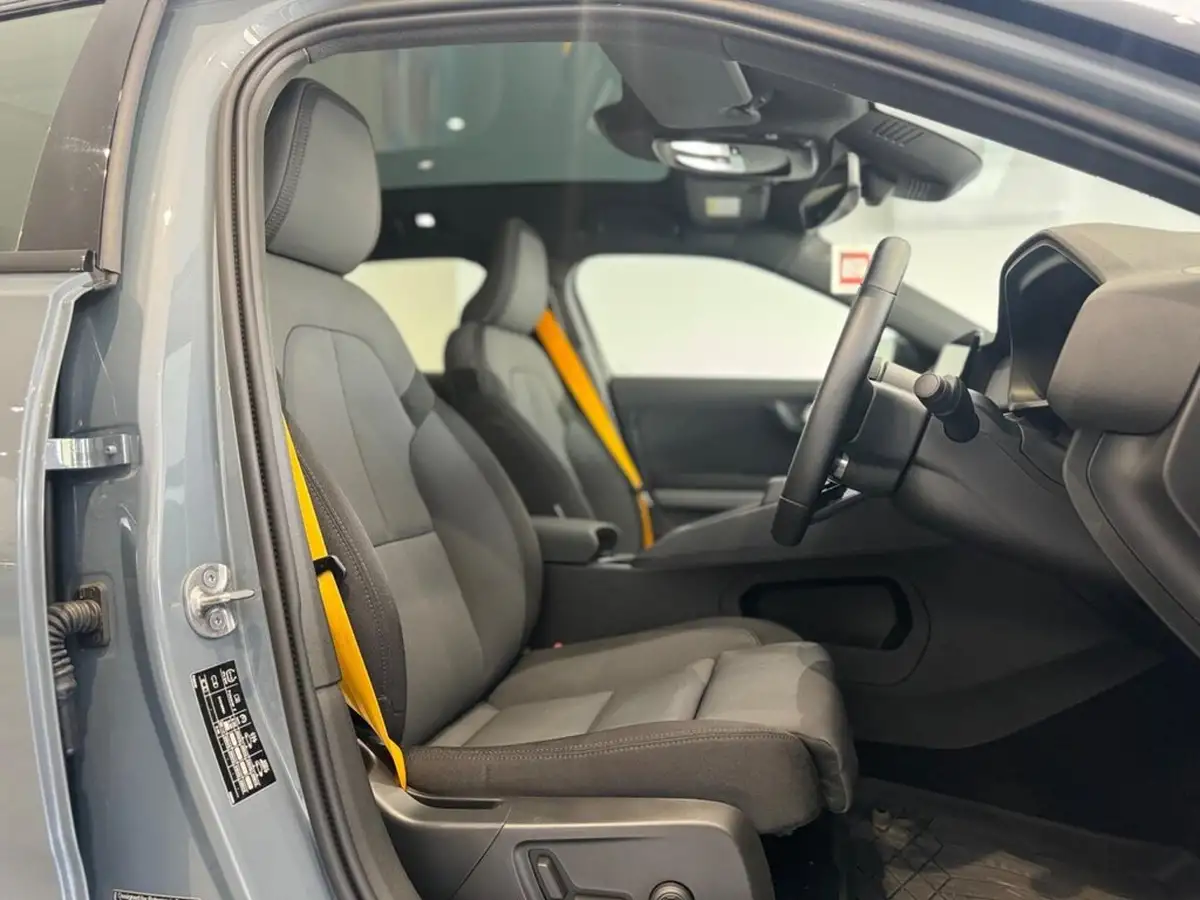 2023-polestar-polestar-2-e-ps2-polestar-engineered-bst-230-big-2
