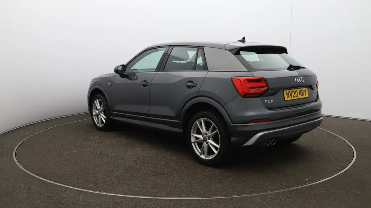 2020-audi-q2-15-35-tfsi-s-line-1495cc-tronic-big-62