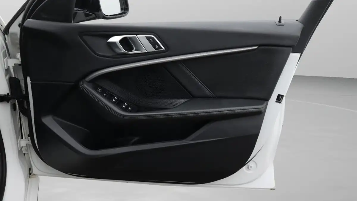 2019-bmw-1-series-15-118i-m-sport-138bhp-5d-big-15