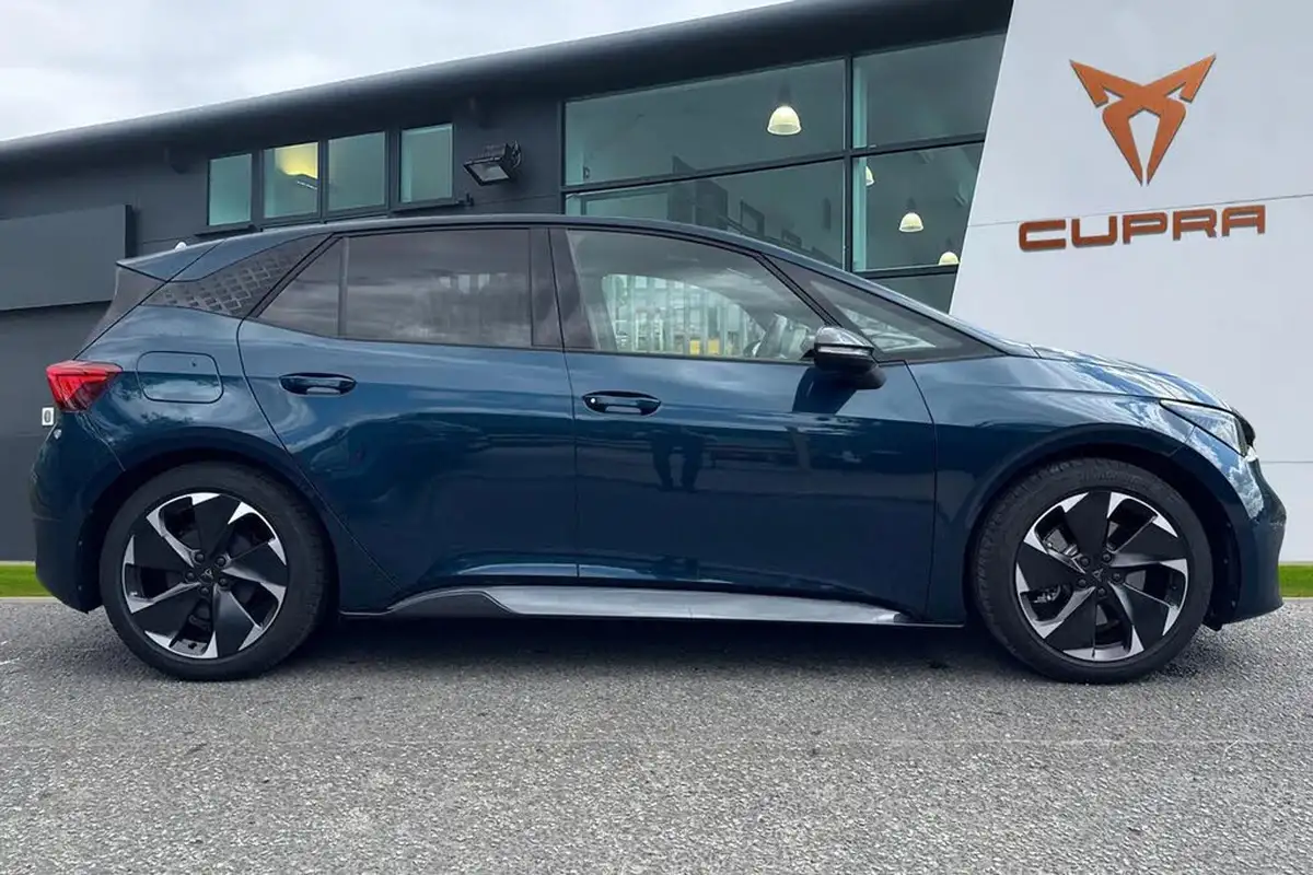 2024-cupra-born-e-v2-230ps-58kwh-e-boost-big-2