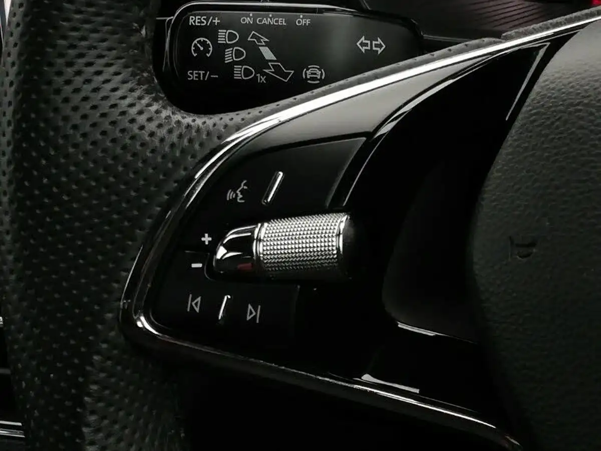 2023-skoda-kamiq-10-tsi-monte-carlo-110ps-dsg-big-15