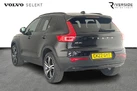2022-volvo-xc40-15-t3-r-design-auto-small-2