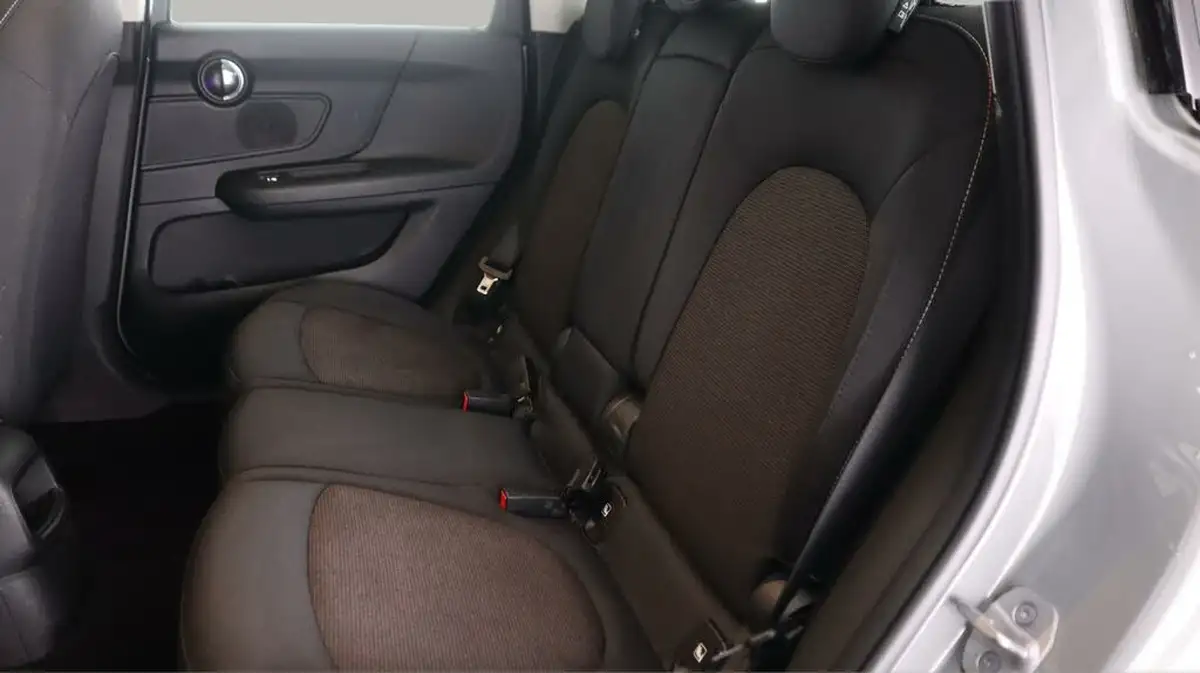 2021-mini-countryman-15-cooper-classic-big-14