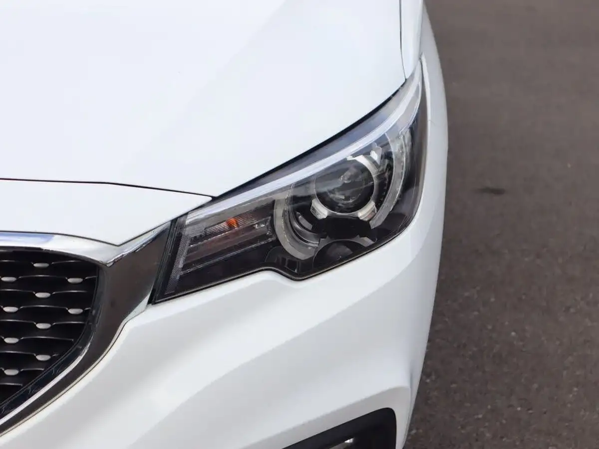 2019-mg-zs-suv-15-vti-tech-excite-106ps-big-14