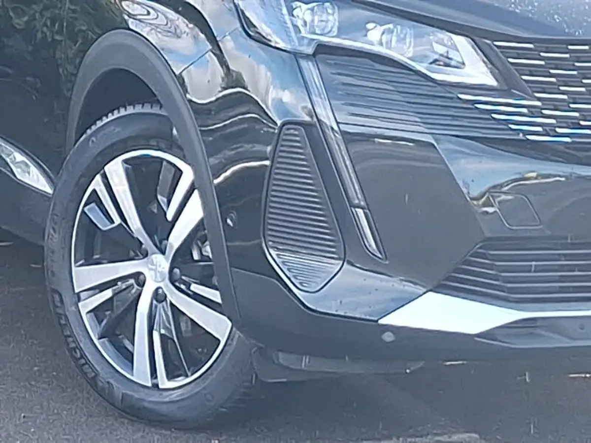 2024-peugeot-3008-suv-12-puretech-gt-136ps-hybrid-e-dsc6-big-8
