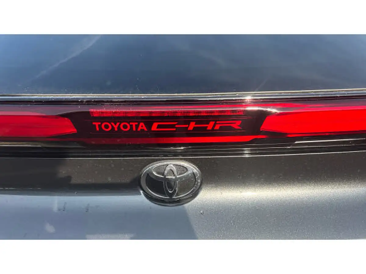 2024-toyota-c-hr-20-vvt-i-excel-220bhp-plug-in-tech-pack-big-21