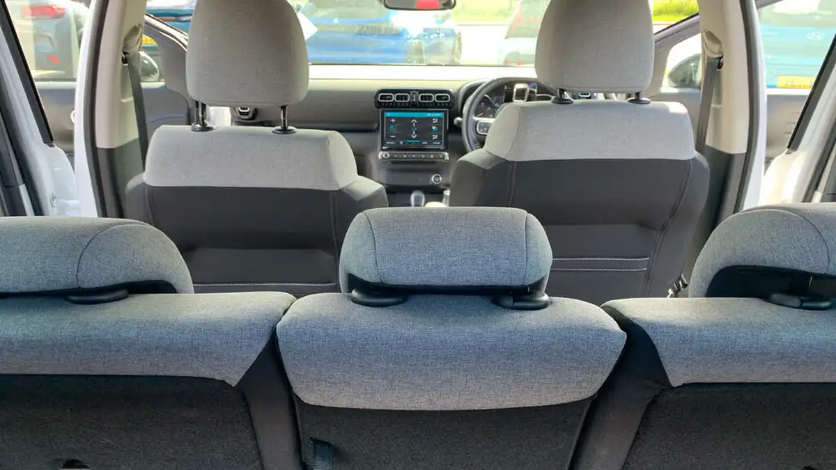 2023-citroen-c3-aircross-12-puretech-shine-plus-130ps-eat6-big-20