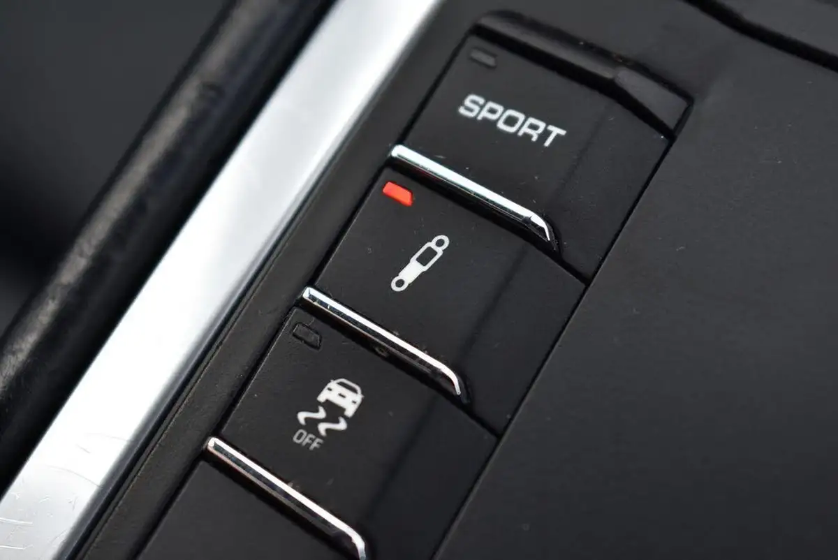 2012-porsche-911-38-carrera-s-400bhp-coupe-pdk-big-12
