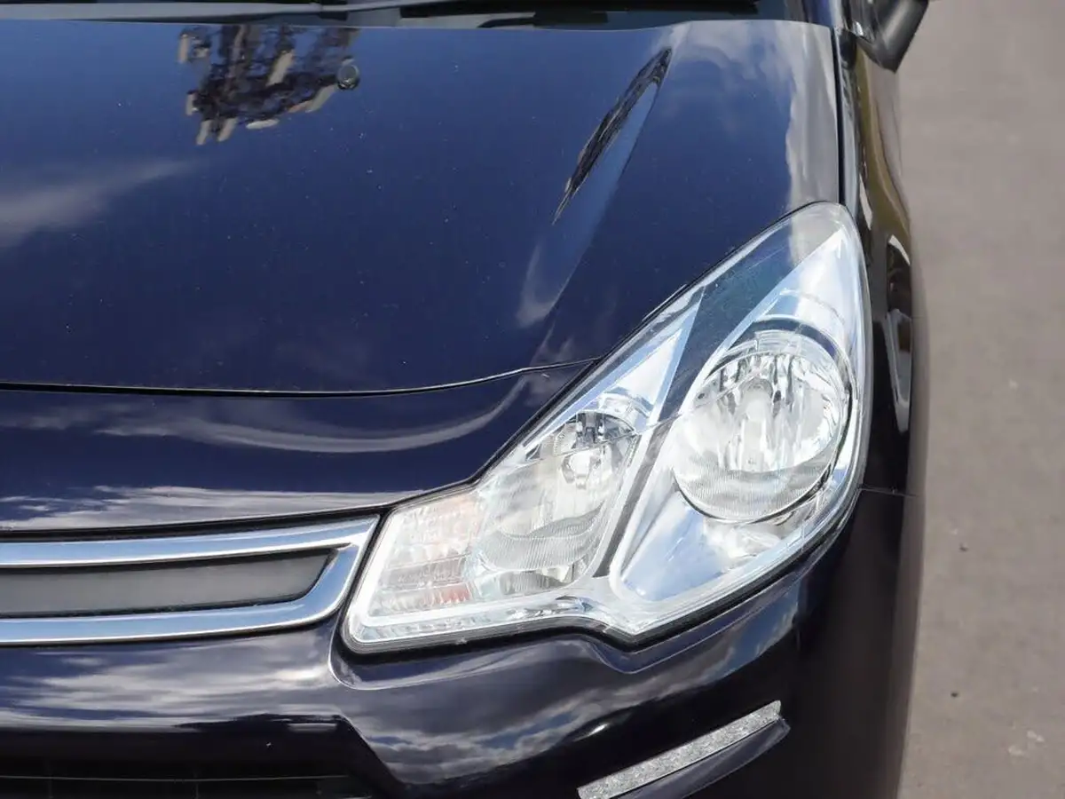 2013-citroen-c3-12-selection-82ps-big-14
