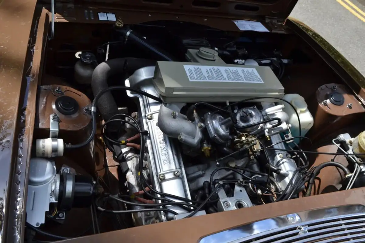 1975-triumph-stag-30-auto-big-55