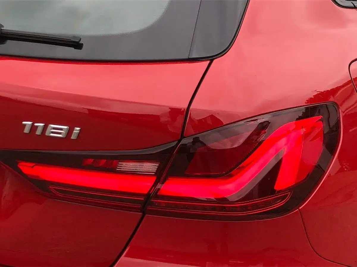 2023-bmw-1-series-15-118i-sport-dct-big-21