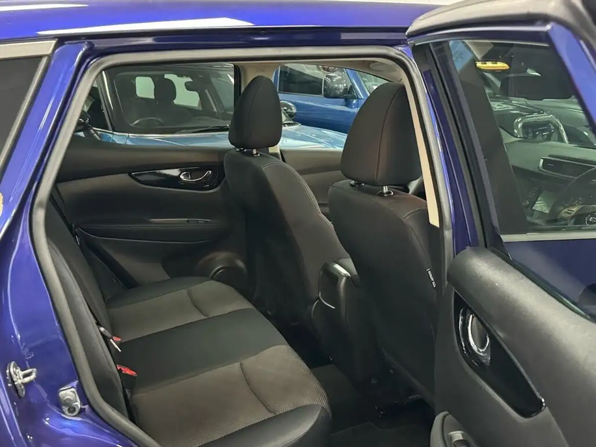 2014-nissan-qashqai-12-acenta-premium-big-31