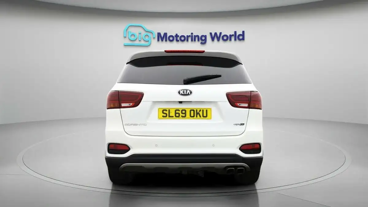 2019-kia-sorento-22-crdi-gt-line-big-6