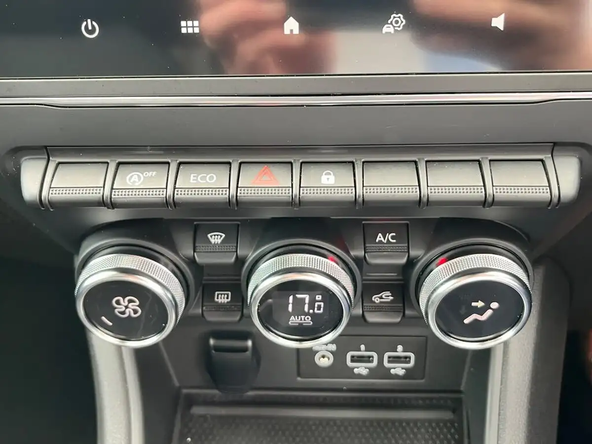 2021-renault-captur-10-tce-iconic-90ps-big-47