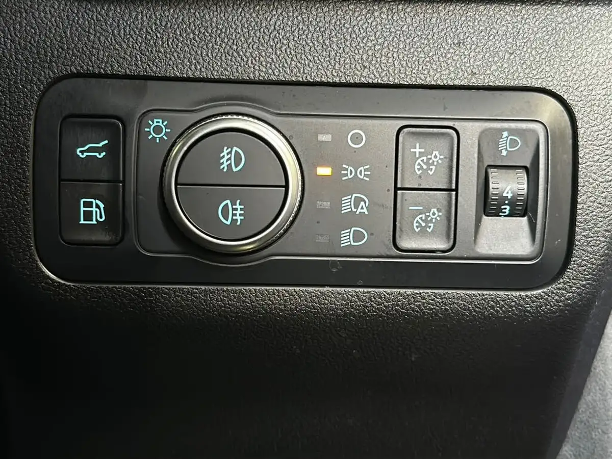 2022-ford-kuga-25t-st-line-x-edition-225ps-phev-big-17