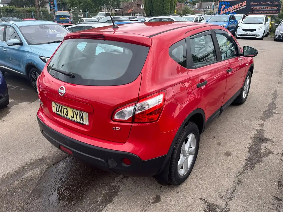 2013-nissan-qashqai-15td-visia-big-5