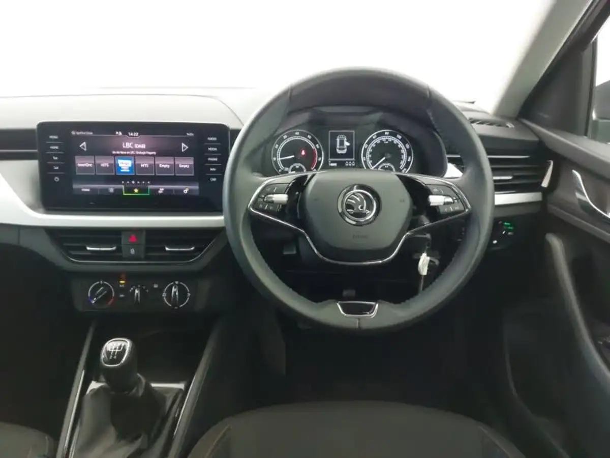 2023-skoda-kamiq-10-tsi-se-drive-95ps-big-6