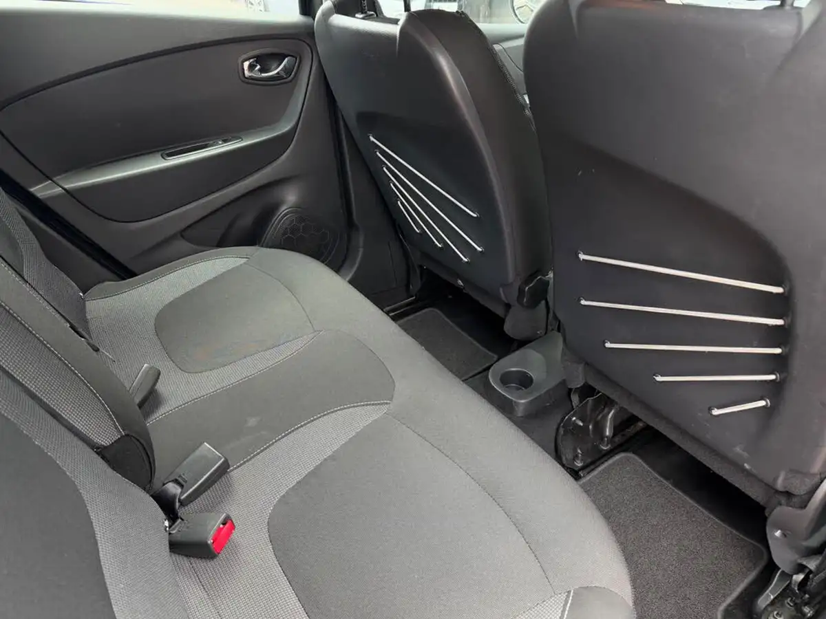 2015-renault-captur-09-dynamique-nav-big-34