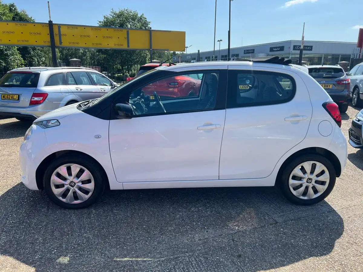 2017-citroen-c1-10-vti-airscape-feel-big-3
