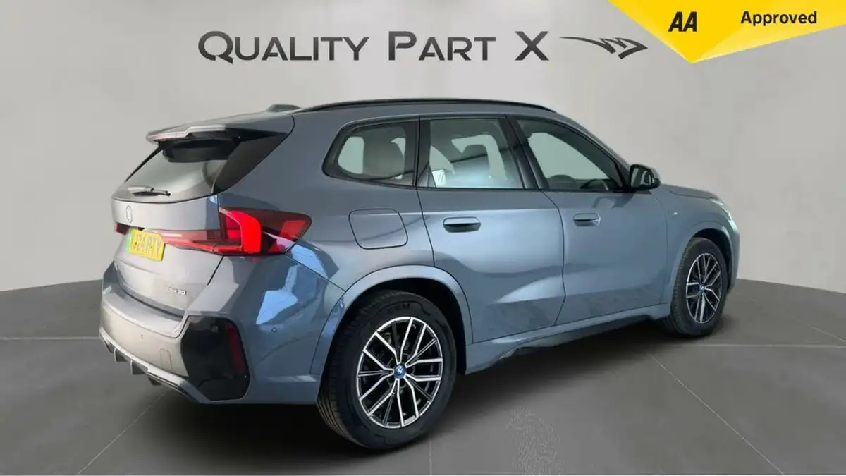 2024-bmw-ix1-e-edrive20-m-sport-big-2