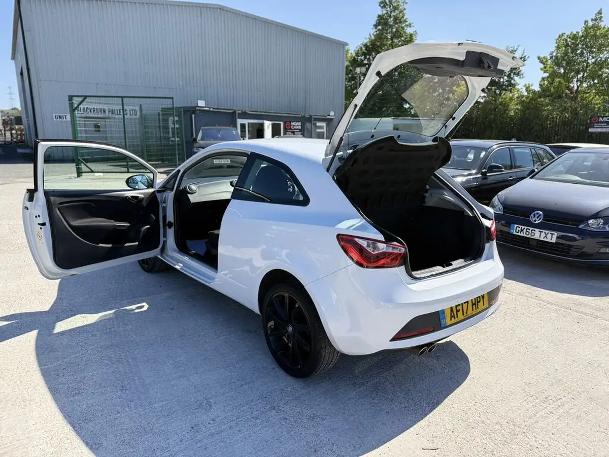 2017-seat-ibiza-12-tsi-fr-technology-110ps-sportcoupe-3d-big-13