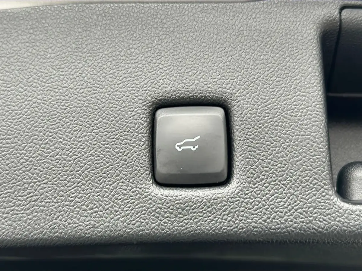 2022-ford-kuga-big-28