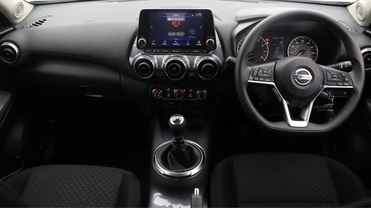 2022-nissan-juke-10-dig-t-acenta-big-13
