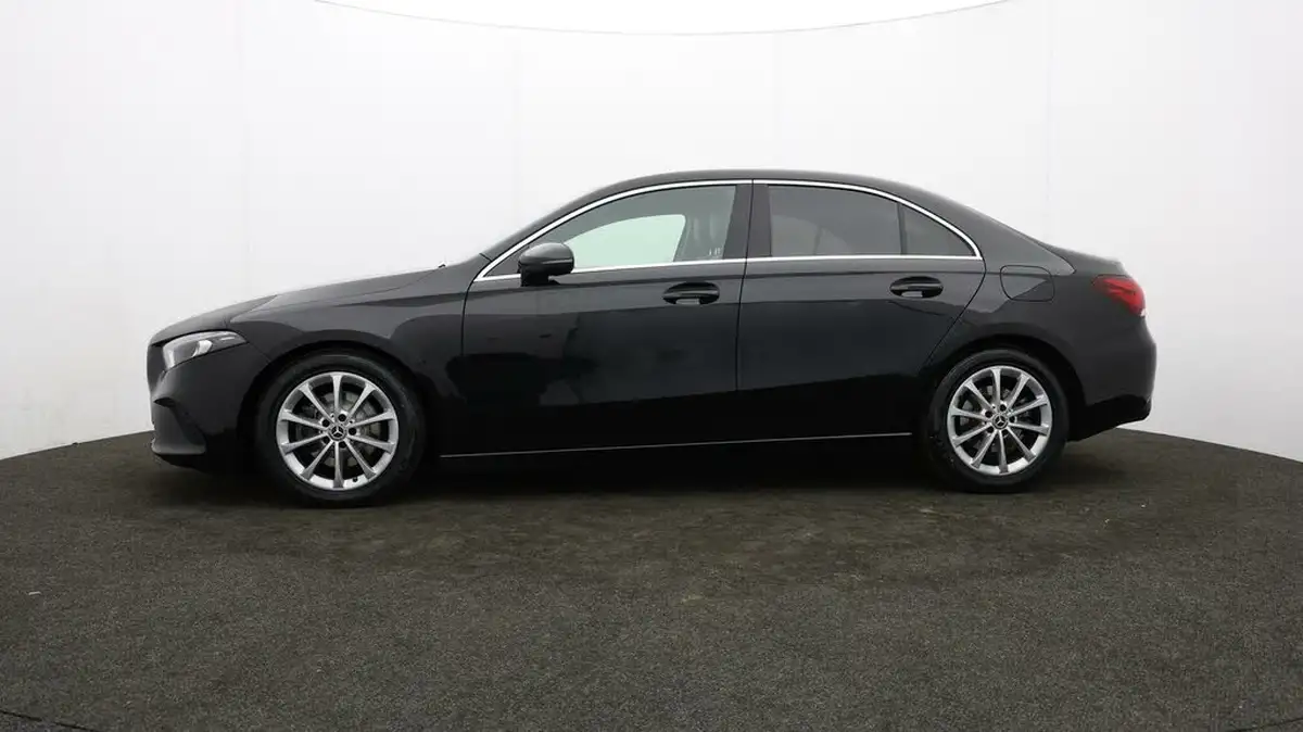 2020-mercedes-benz-a-class-13-a200-sport-saloon-4d-7g-dct-big-68